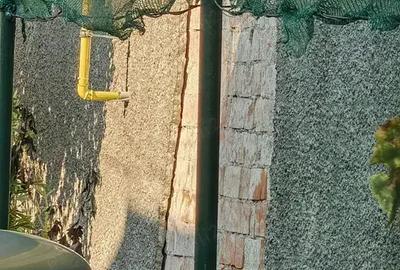 Casa cu 5 camere ?i anexa in INEU - 1