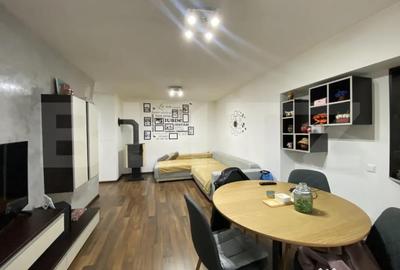 Apartament cu 3 camere decomandat în Central - 1