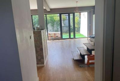 Duplex cu 5 camere cu Canalizare în Central - 5