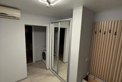 Apartament cu 2 camere decomandat în Piața Centrală - 2