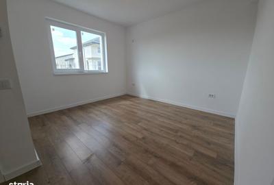 Casă cu 3 camere cu Teren 340 Mp în Berceni - 4