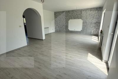 Casă cu 4 camere cu Teren 938 Mp în Stăuceni - 2