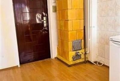Imobil in bloc de apartamente, pivnita generoasa,aria piata Astra,Brasov - 3