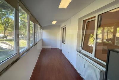Vand apartament 3 camere, 83 mp, parter inalt, Tudor - 9