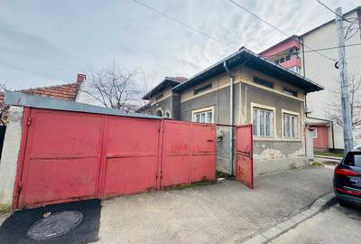 Casă individuală cu 4 camere cu Garaj în Central - 2