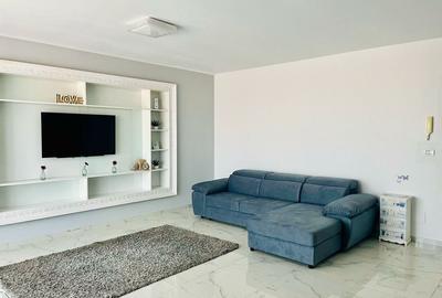 Apartament cu 2 camere decomandat în Malul Mureșului