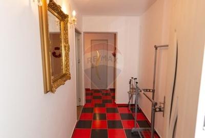 Inchiriere apartament 2 camere decomandat,  metrou 1 Decembrie 1918 Inchiriere apartament 2 camere decomandat,  metrou 1 Decembrie 1918 - 9