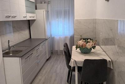 Apartament cu 2 camere decomandat în Micro 17 - 1