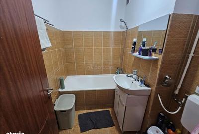 Apartament cu 3 camere semidecomandat în Central - 10