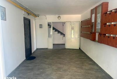 Apartament cu 2 camere semidecomandat în Micro 9 - 13