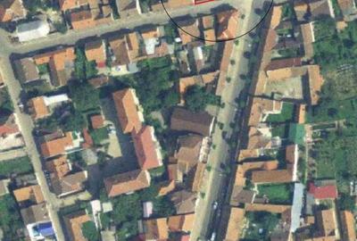 Casă cu 4 camere în Central - 2