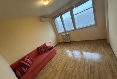 Apartament cu 2 camere semidecomandat în Ștefan cel Mare