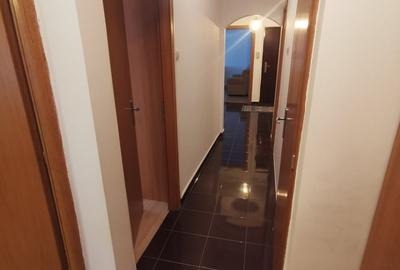 Apartament cu 3 camere decomandat în Nicolae Grigorescu