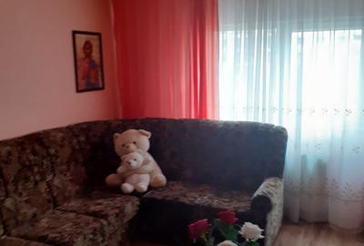 Apartament cu 3 camere decomandat, mobilat în Dârste - 3