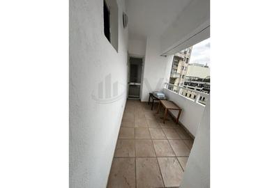 Apartament cu 5 camere decomandat în P-ța Unirii - 16