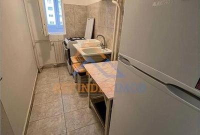 Vanzare Garsoniera Zona Crangasi - Tramvai 41 - 5