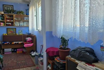 Apartament cu 3 camere decomandat în Minerul - 16