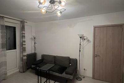 Apartament cu 2 camere nedecomandat în 1 Mai