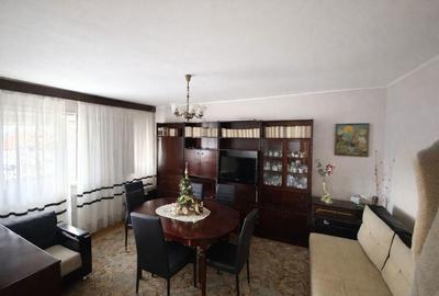 Apartament cu 4 camere decomandat în Exterior Vest - 2