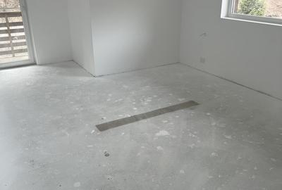 Casă cu 8 camere cu Teren 2100 Mp în Central - 11