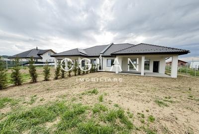 Casă individuală cu 3 camere cu Canalizare în Cristian - 20