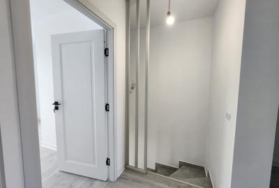 Duplex cu 4 camere cu Canalizare în Valea Adâncă - 2