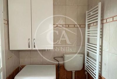 Casă cu 3 camere semidecomandat cu Teren 200 Mp în Iosia