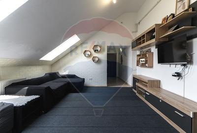 Apartament cu 3 camere decomandat, mobilat în Sânpetru - 3