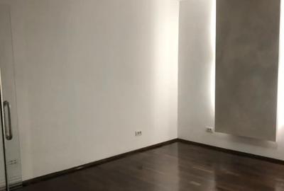 Apartament cu 2 camere decomandat în Victoriei - 5