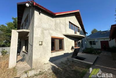 Casă individuală + casă secundară pe teren generos de 850 mp – Smârdan - 17