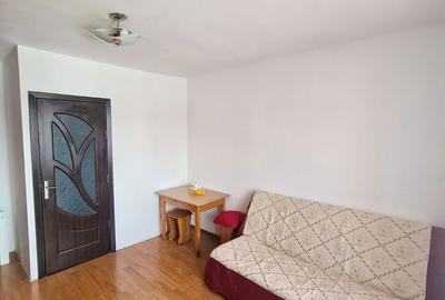 Garsonieră în Tractorul - 4