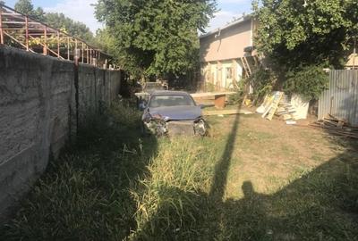 Teren de 300 mp, în Exterior Vest