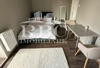 Garsonieră decomandată, mobilată în Central