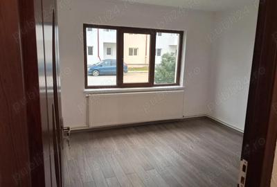 Apartament cu 3 camere decomandat în Central - 9
