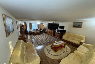 Casă cu 4 camere cu Teren 320 Mp în Ștefănești - 1