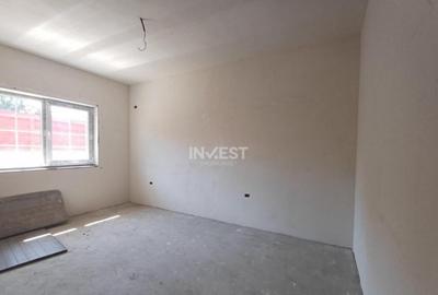 CASA INDIVIDUALA 4 CAMERE + BECI , PLACA DE BETON PESTE ETAJ - 3