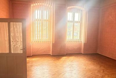 Casă cu 3 camere cu Canalizare în Ultracentral - 11