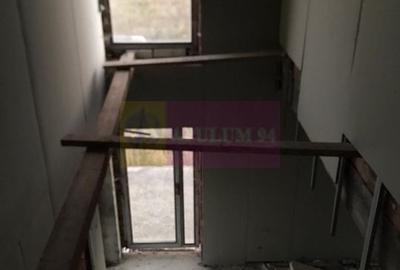 Vila la rosu Zarnesti- Mitropolit Metianu cu vedere superba spre munte - 16