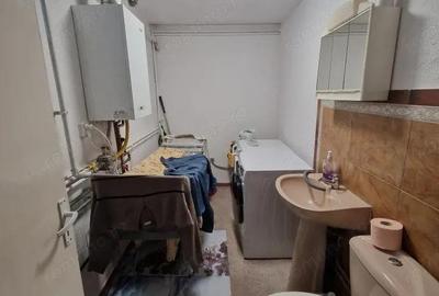 Casă cu Teren 325 Mp în Central - 2