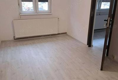 Apartament cu 2 camere semidecomandat în Micro 15 - 3
