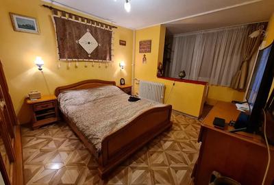 Apartament 3 camere decomandat, et. 1 4 Zona Ozana 66 mp utili - 3