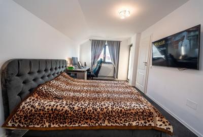 Casa 4 camere, semineu si terasa, cartier Izvor! - 20