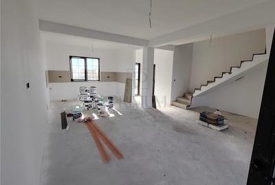 Duplex individual - toate utilitatile - zona excelenta - personalizare interioar - 7