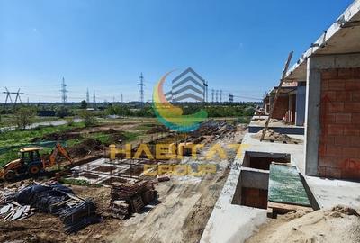 Duplex cu 4 camere cu Canalizare în Splaiul Unirii - 1