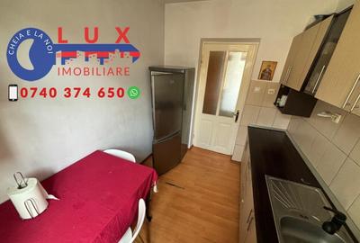 ID 9549 DE INCHIRIAT - Casa in Zona Centrala - 1