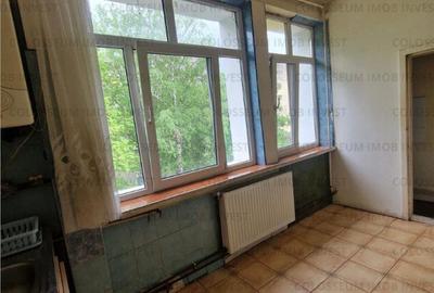 Garsoniera semidecomandat - zona Tractorul - 3