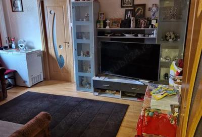 Apartament cu 2 camere decomandat în Lunca Prahovei - 1