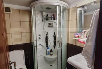 Casă cu 7 camere cu Teren 720 Mp în Central - 7