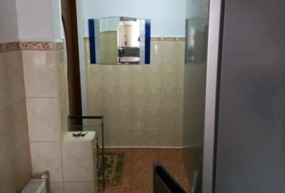 Apartament cu 2 camere semidecomandat în Central - 1
