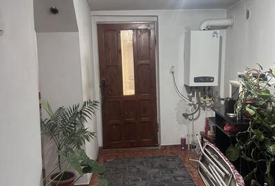Casă cu 3 camere cu Teren 300 Mp în Progresul - 4